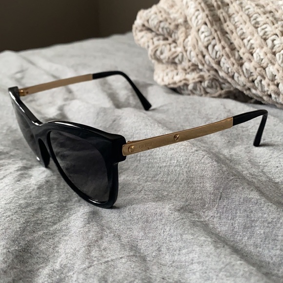 Giorgio Armani Sunglasses - Picture 3 of 5